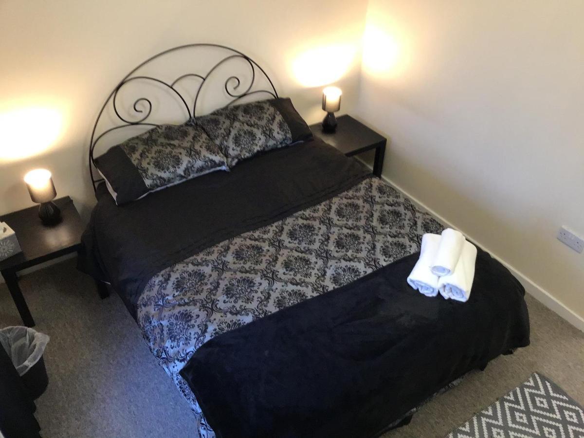 Riverbank Guest House Wiggenhall Saint Germans Экстерьер фото